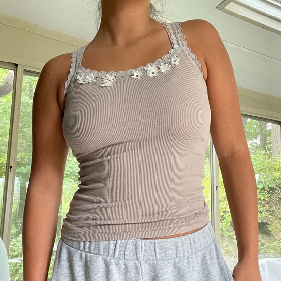 Abercrombie Kids tank top size Small BUT it fits adult XS/S - Picture 5 of 7